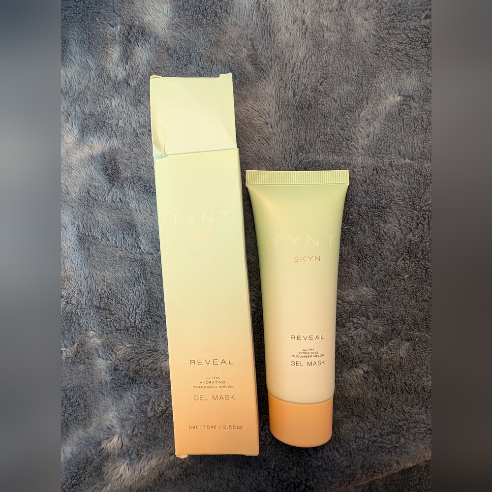Tynt Skyn Reveal Ultra Hydrating Cucumber Melon Gel Mask 2.55oz. 7.5mL